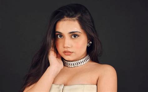 dolly javed photo|Dolly Javed (Model) Height, Weight, Age, Affairs, Biography & More